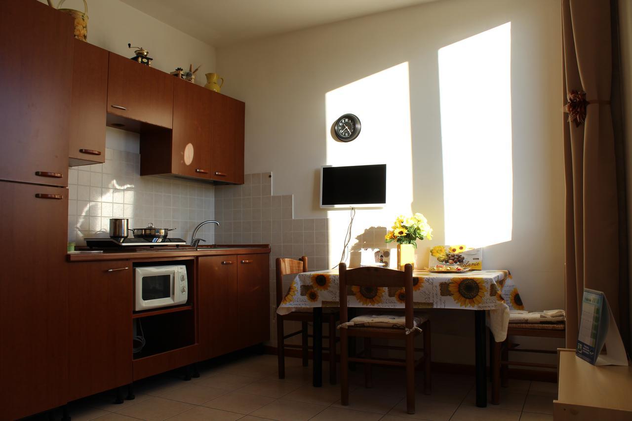 Oasi Del Piacere Apartment Pisa Bagian luar foto
